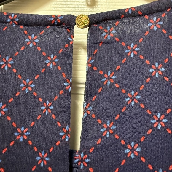 XXL Draper James Navy and Red Geometric Pattern Smocked Top, Sheer Sleeve, NWT - Picture 7 of 13